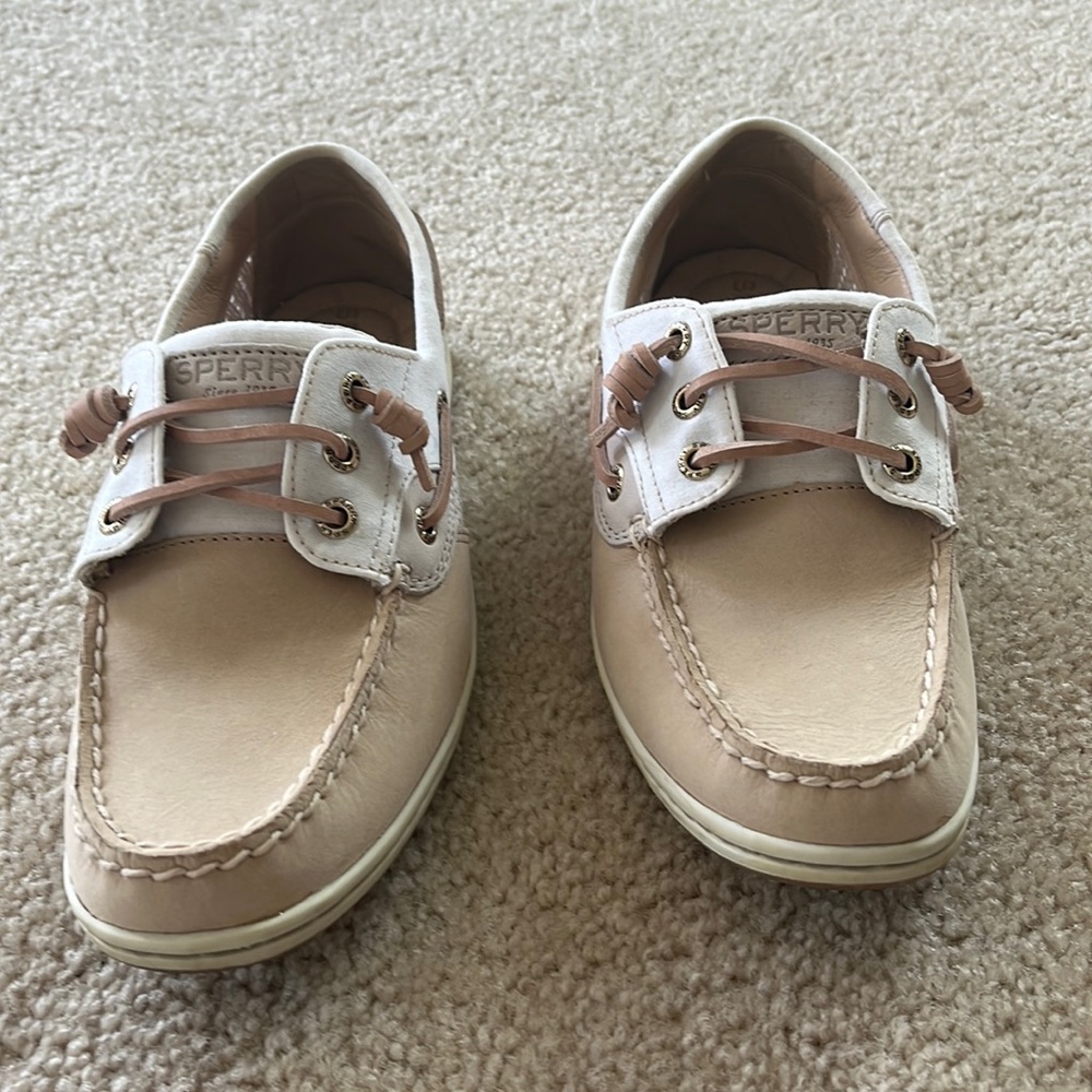 Skerry loafers tan and crew color. Suave and canvas material. Mint condition